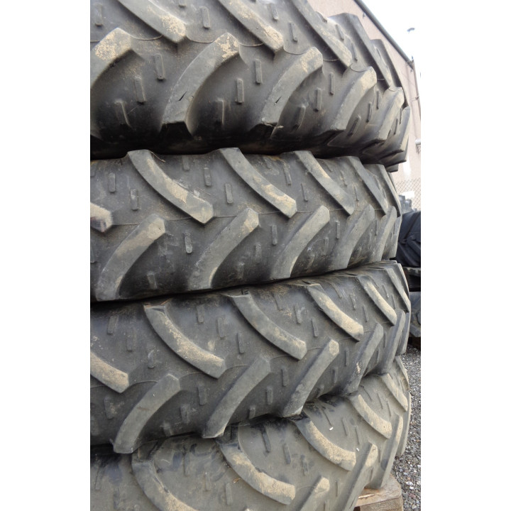 KLEBER 270/95R44
