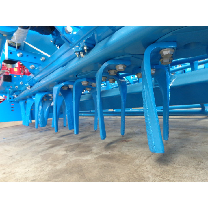 LEMKEN ZIRKON 12/300