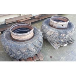 JUMELLAGE - MICHELIN XMCL 460/70R24