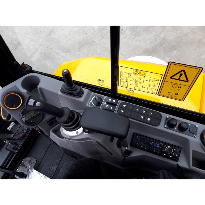 JCB 35 Z-1