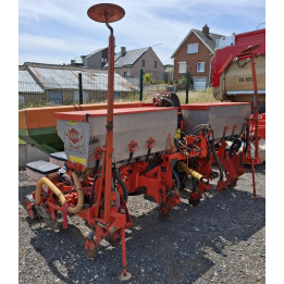 KUHN PLANTER II 6 RANGS