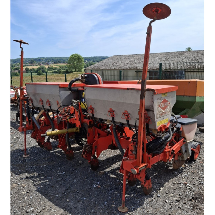 KUHN PLANTER II 6 RANGS
