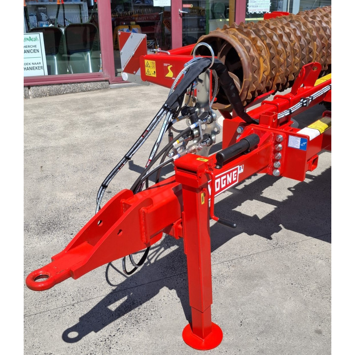 QUIVOGNE ROLLMOT 830 - 8,30 M