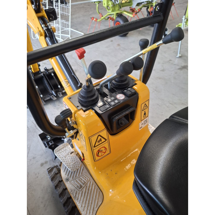 JCB 8008 CTS PRO