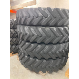BKT 380/85R38 - JCB FASTRAC 4000