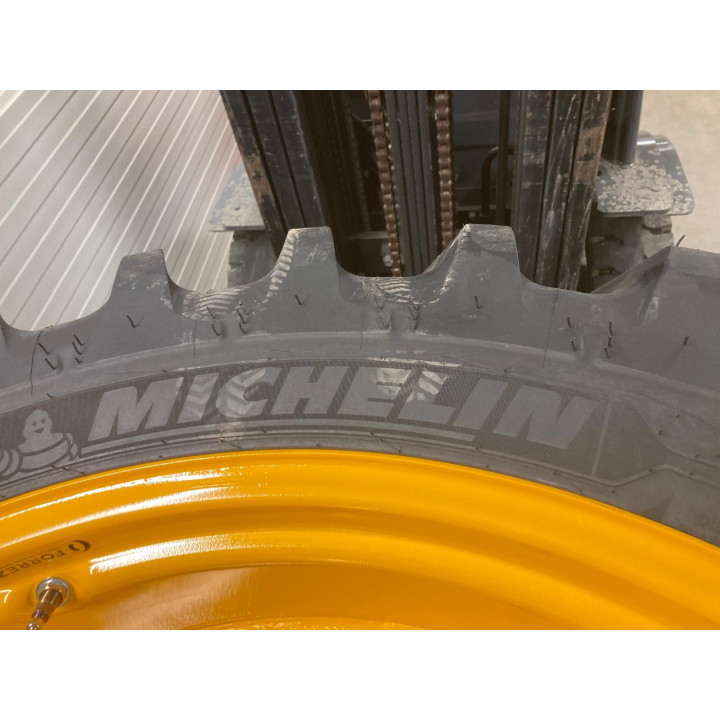 MICHELIN 320/85R38 - JCB FASTRAC 4000