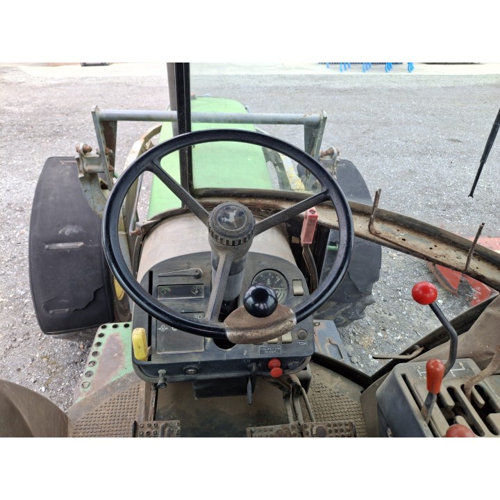 JOHN DEERE 3350 + AMAZONE