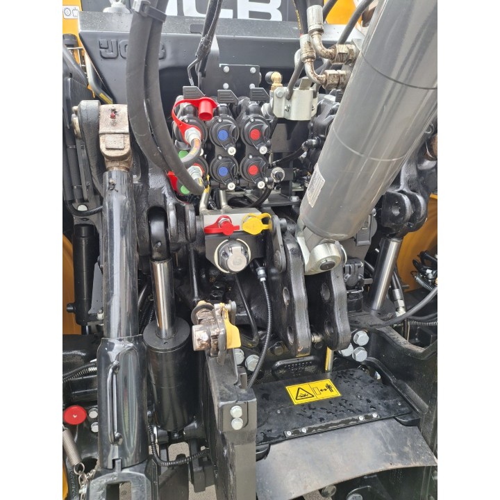 JCB FASTRAC 6300 ICON