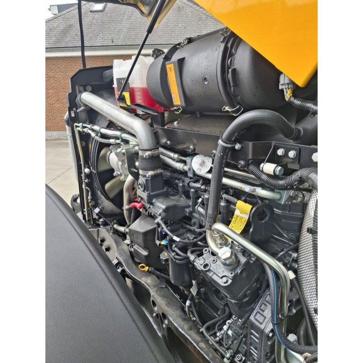 JCB FASTRAC 6300 ICON