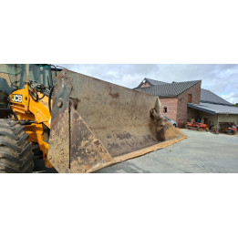 JCB BAK 4 IN 1