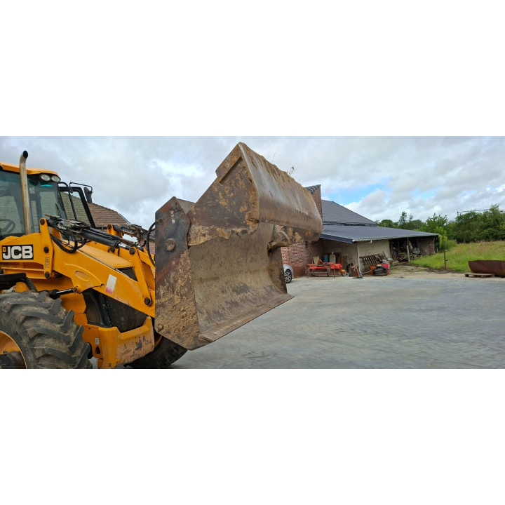 JCB GODET 4 EN 1