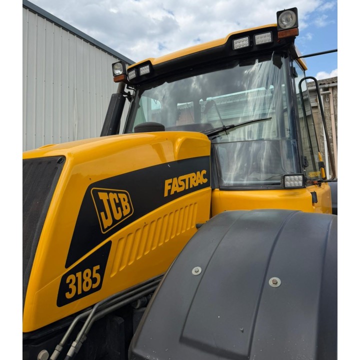 JCB FASTRAC 3185