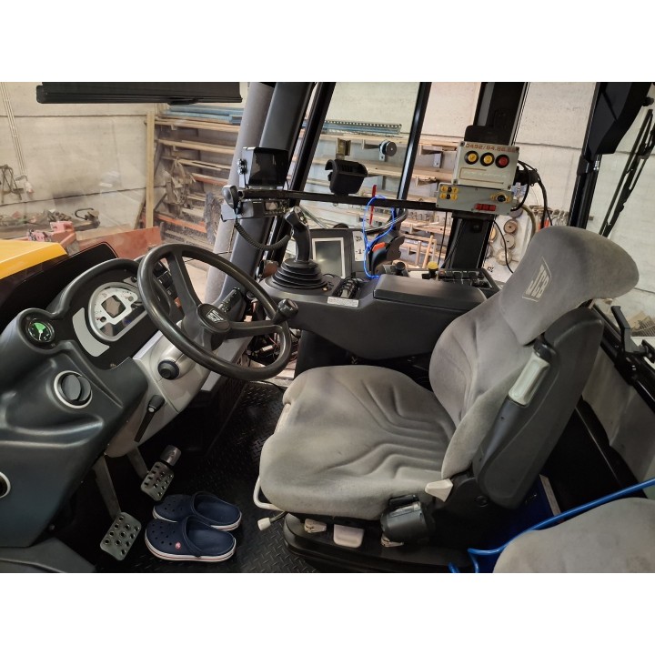 JCB FASTRAC 3230 XTRA T4i