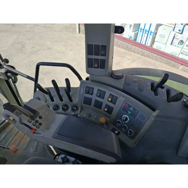 CLAAS ARION 640 CIS