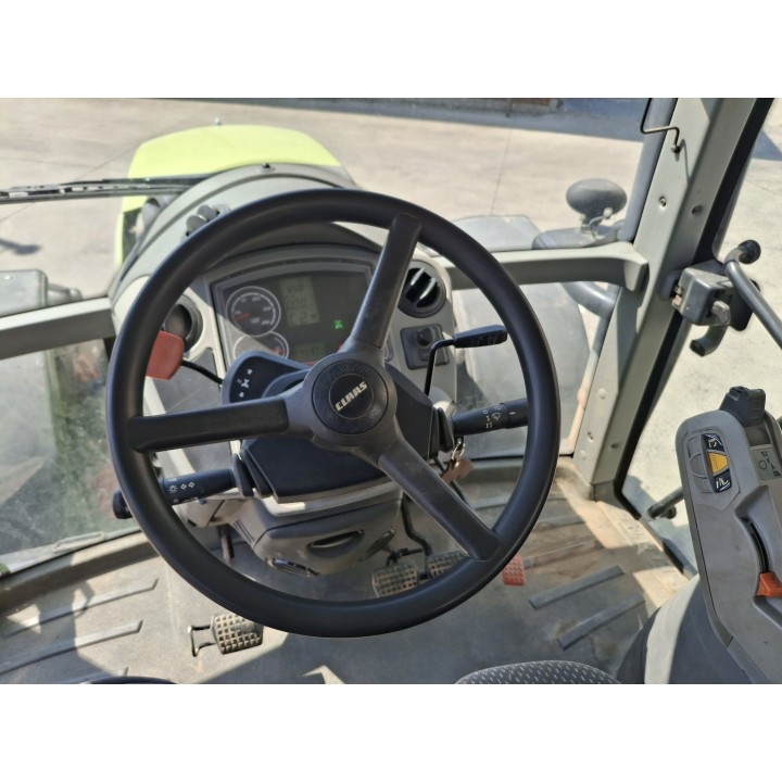 CLAAS ARION 640 CIS