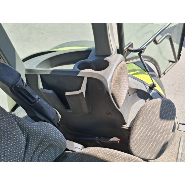 CLAAS ARION 640 CIS