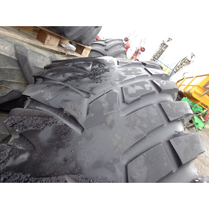 NOKIAN 540/65R30 - JCB FASTRAC 3000